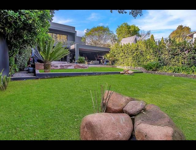 4 BEDROOM HOUSE FOR SALE IN PARKHURST